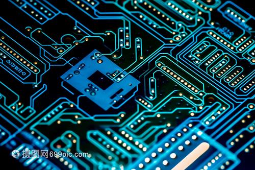 電(dian)路板電子元(yuan)件(jian)與軟件(jian)開發的(de)協同(tong)演進